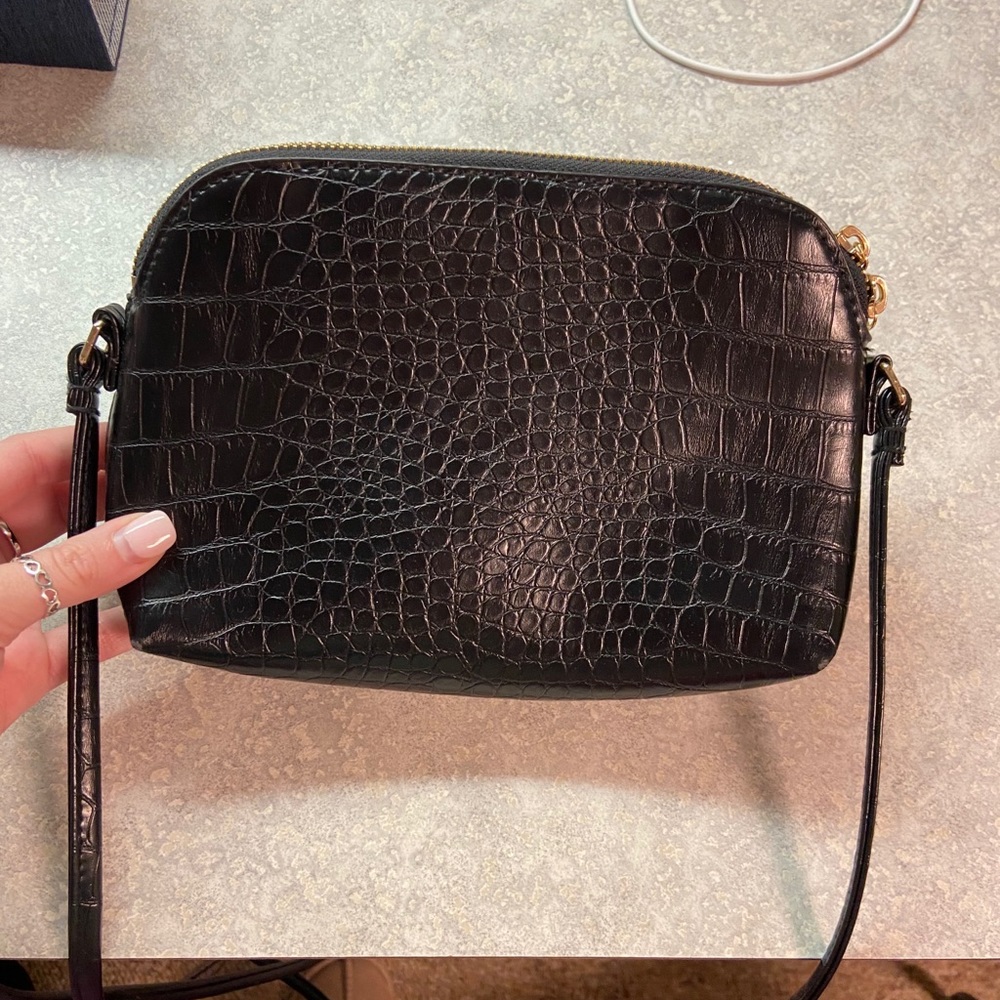 Purse - Picture 2 of 5